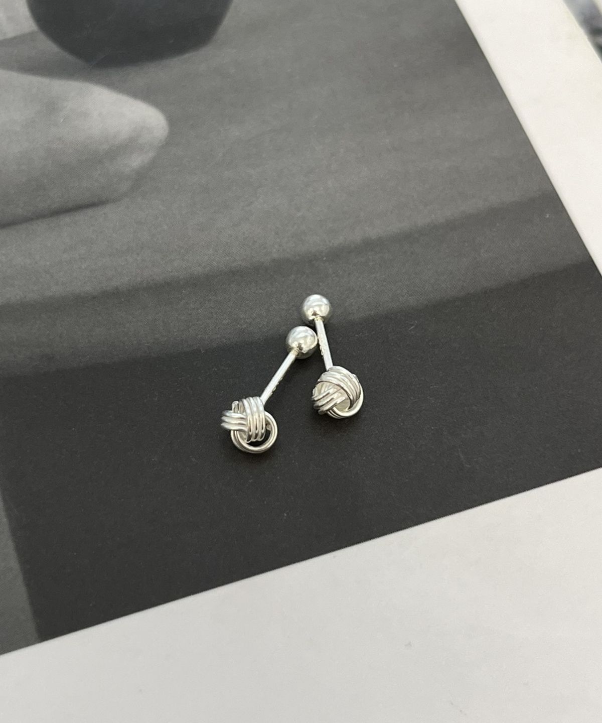 바라두(BARADU) [BARADU 925] Knotted ball piercing (single)