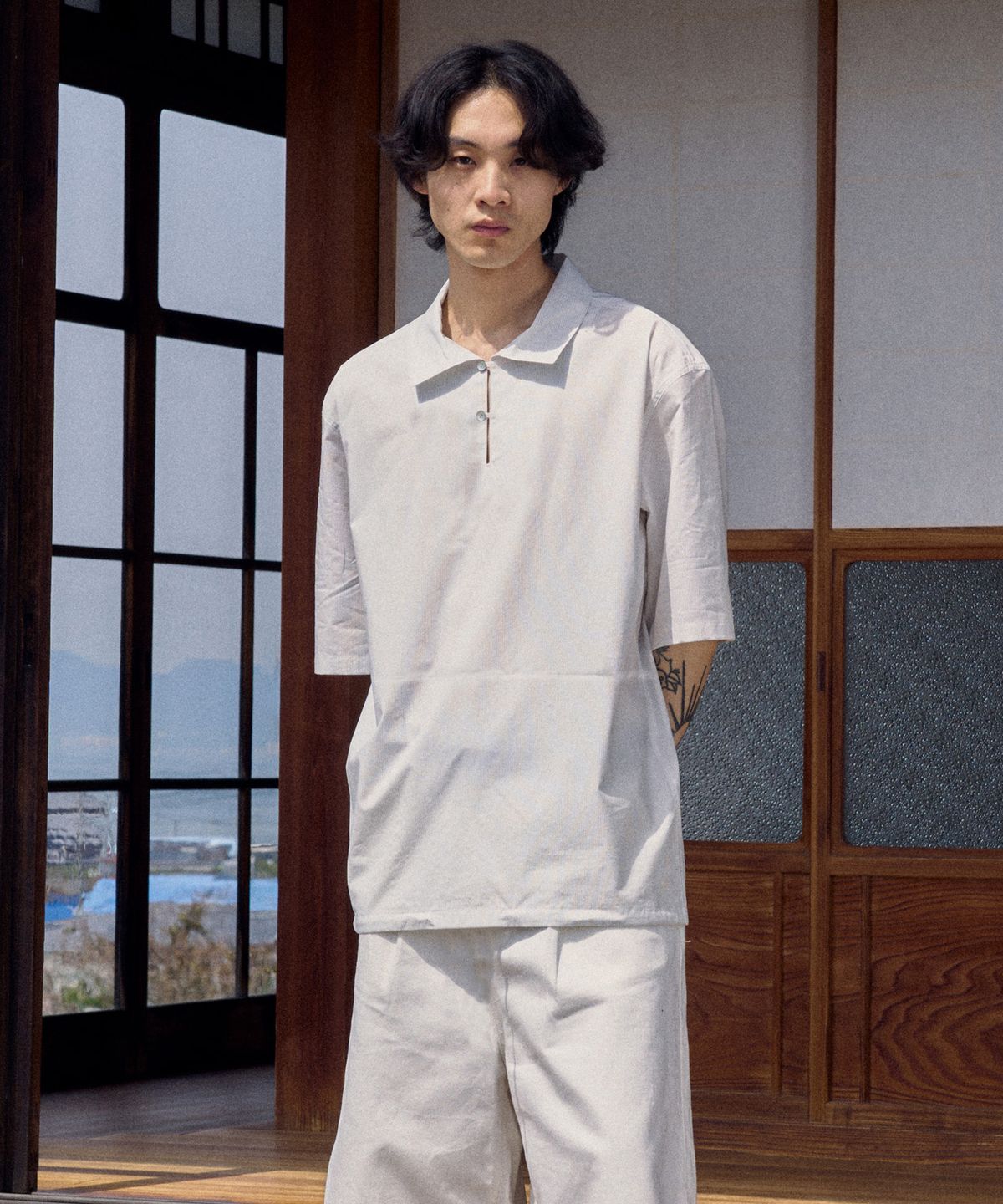 유스(YOUTH) Capri Half Shirt - Ivory Stripe