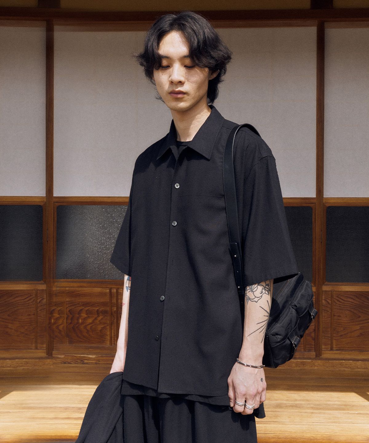 유스(YOUTH) Silk Nep Half Shirt - Black Silk