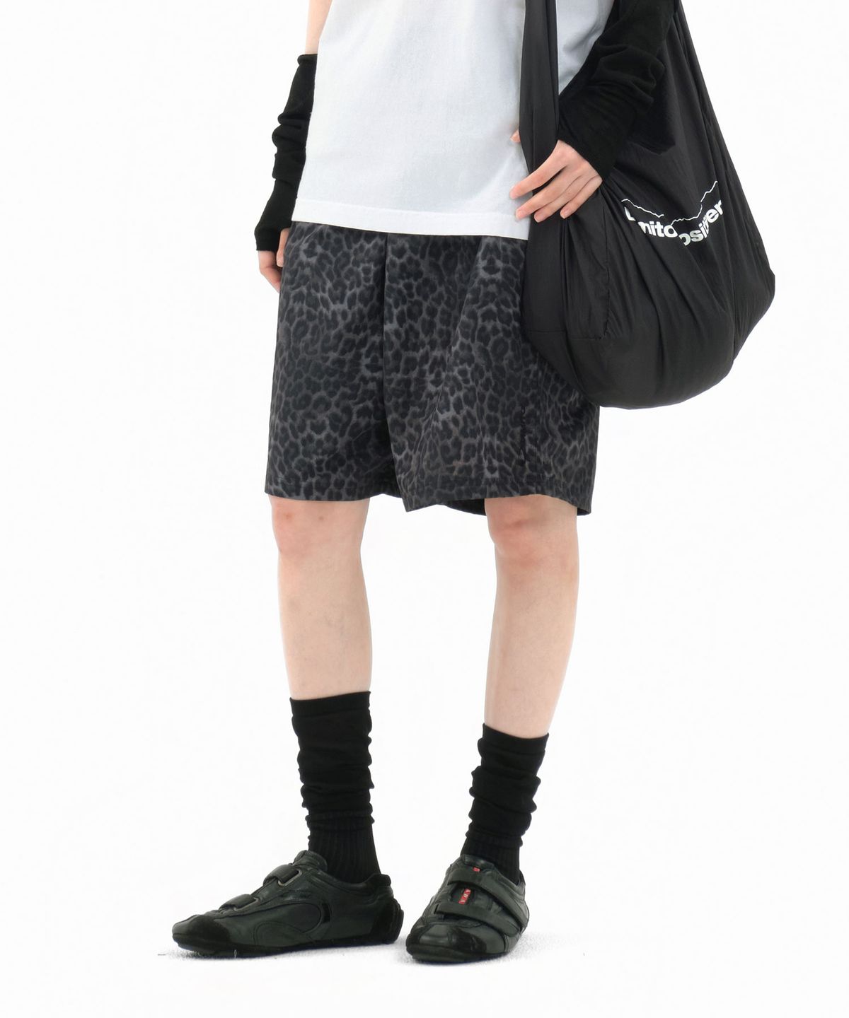 디미토(DIMITO) 25 COMBINE SHORTS (STANDARD FIT) LEO BLACK