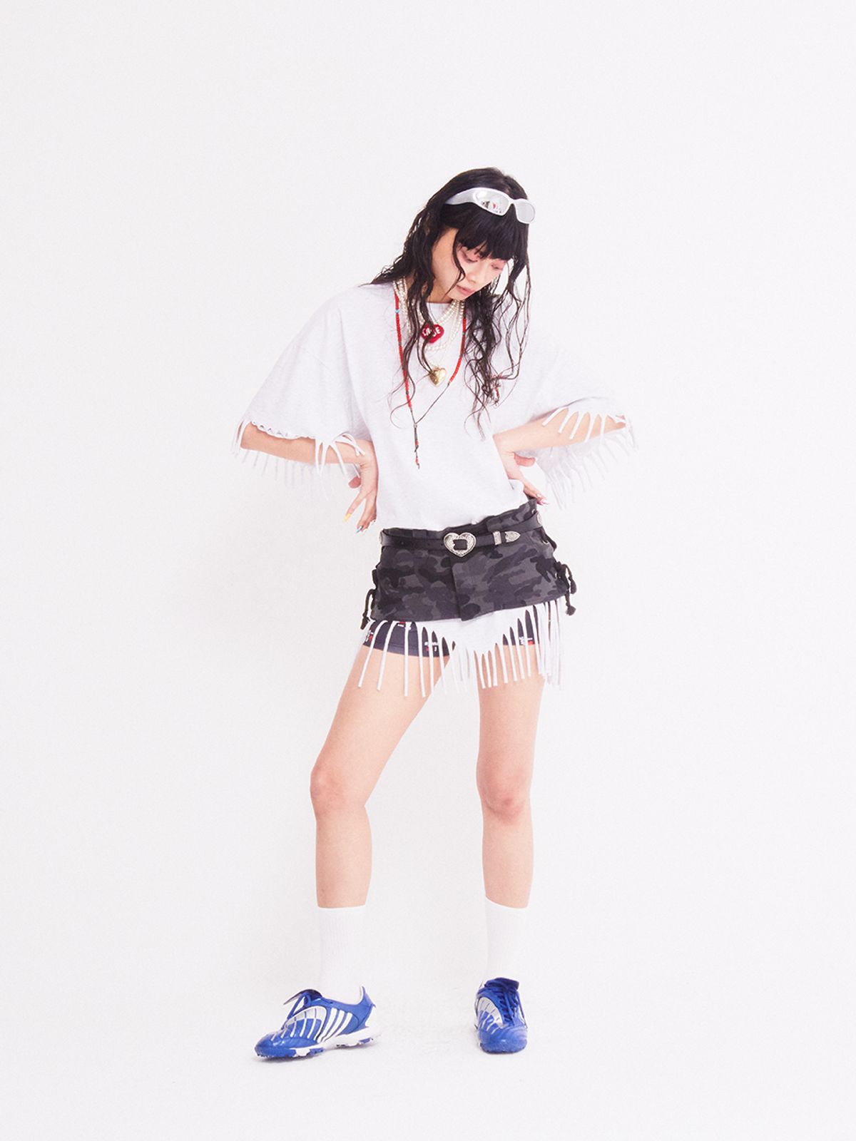 에즈이프 캘리(ASIF CALIE) GURLS OVERSIZED-FIT FRINGE T-SHIRT WHITEMELANGE