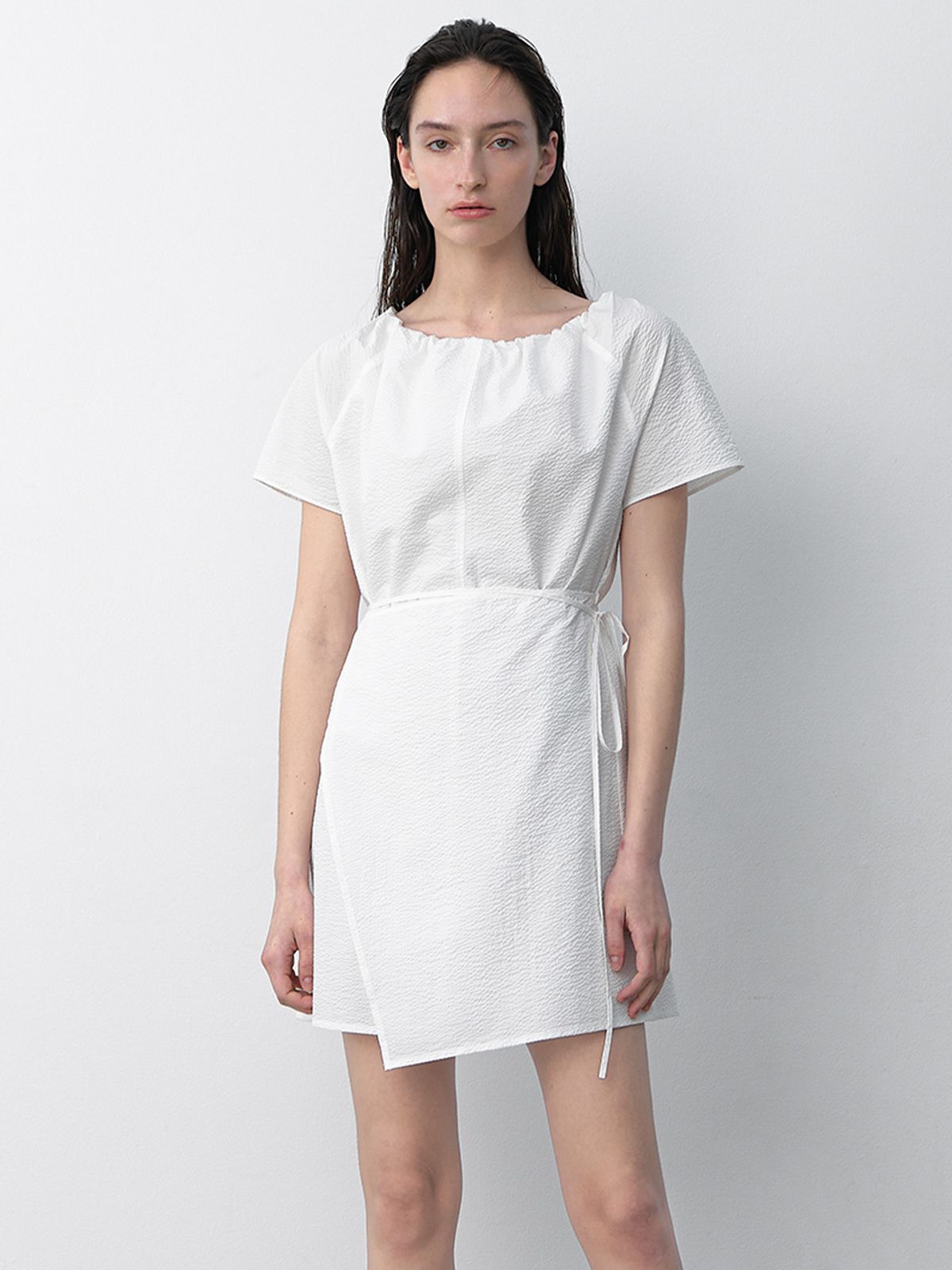 아틀리에 나인(ATELIER NAIN) EMBO STRAP MIINI WRAP DRESS(OP-6265)