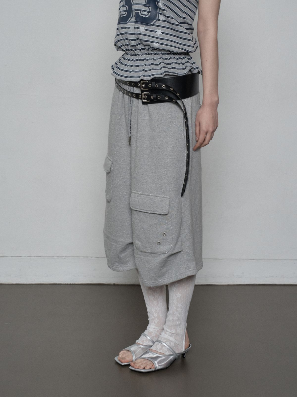 셋업이엑스이(SETUP-EXE) PUNCHING BERMUDA SWEATPANTS / MELANGE GRAY