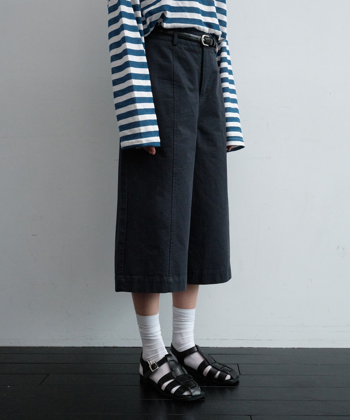 논앤논(NON AND NON) LONG BERMUDA PANTS_NHCP5250