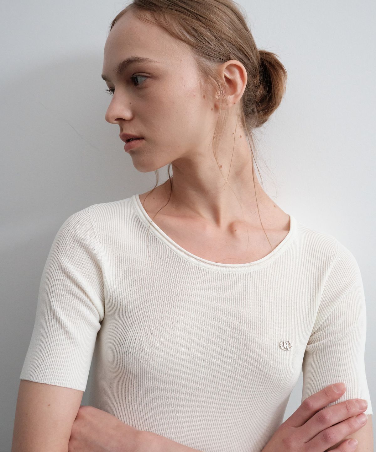 논앤논(NON AND NON) HALF SLEEVE SLIM KNIT TOP_NHKN5236