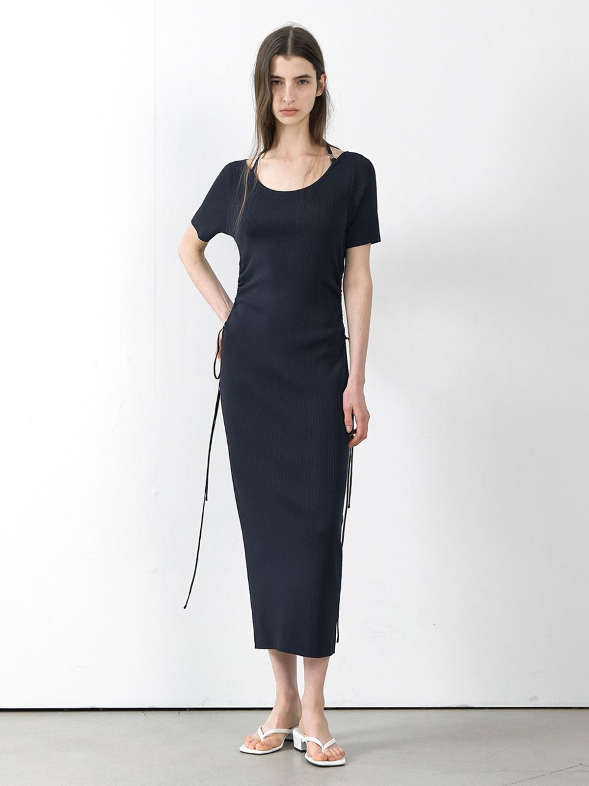 아틀리에 나인(ATELIER NAIN) KERRY HALTER NECK KNIT DRESS(OP-6264)