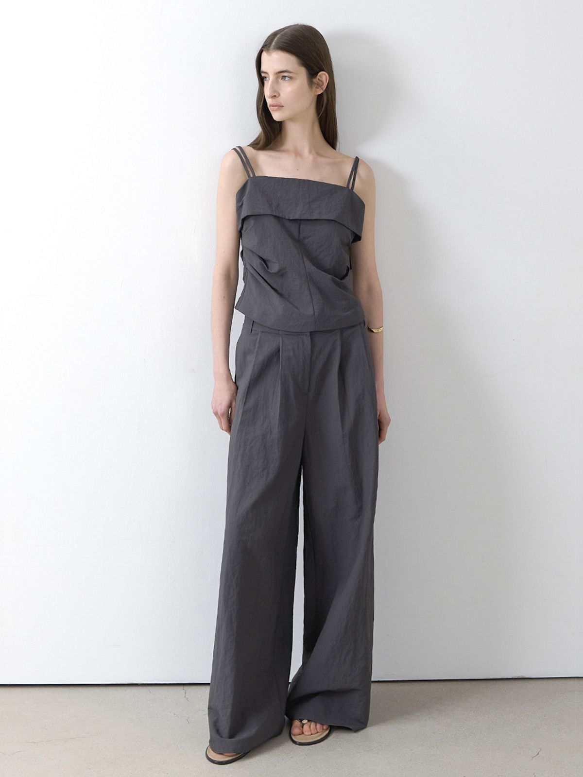 아틀리에 나인(ATELIER NAIN) MILA SET-UP FOLDING TUCK WIDE PANTS(PT-5668)