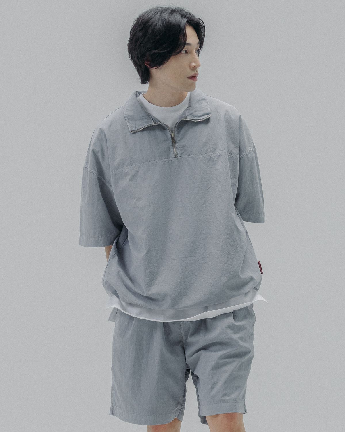 피에스쇼퍼(PSSHOPPER) [2 Pack] 피그먼트 워싱 쿨 반집업 반바지 세트[라이트 그레이]
