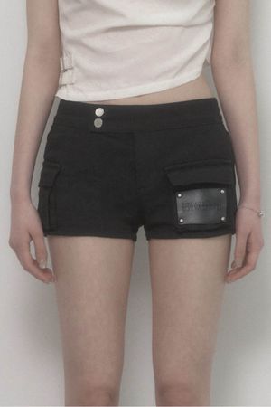 [유인 PICK] Leather Patch Cargo Short Pants (Black)