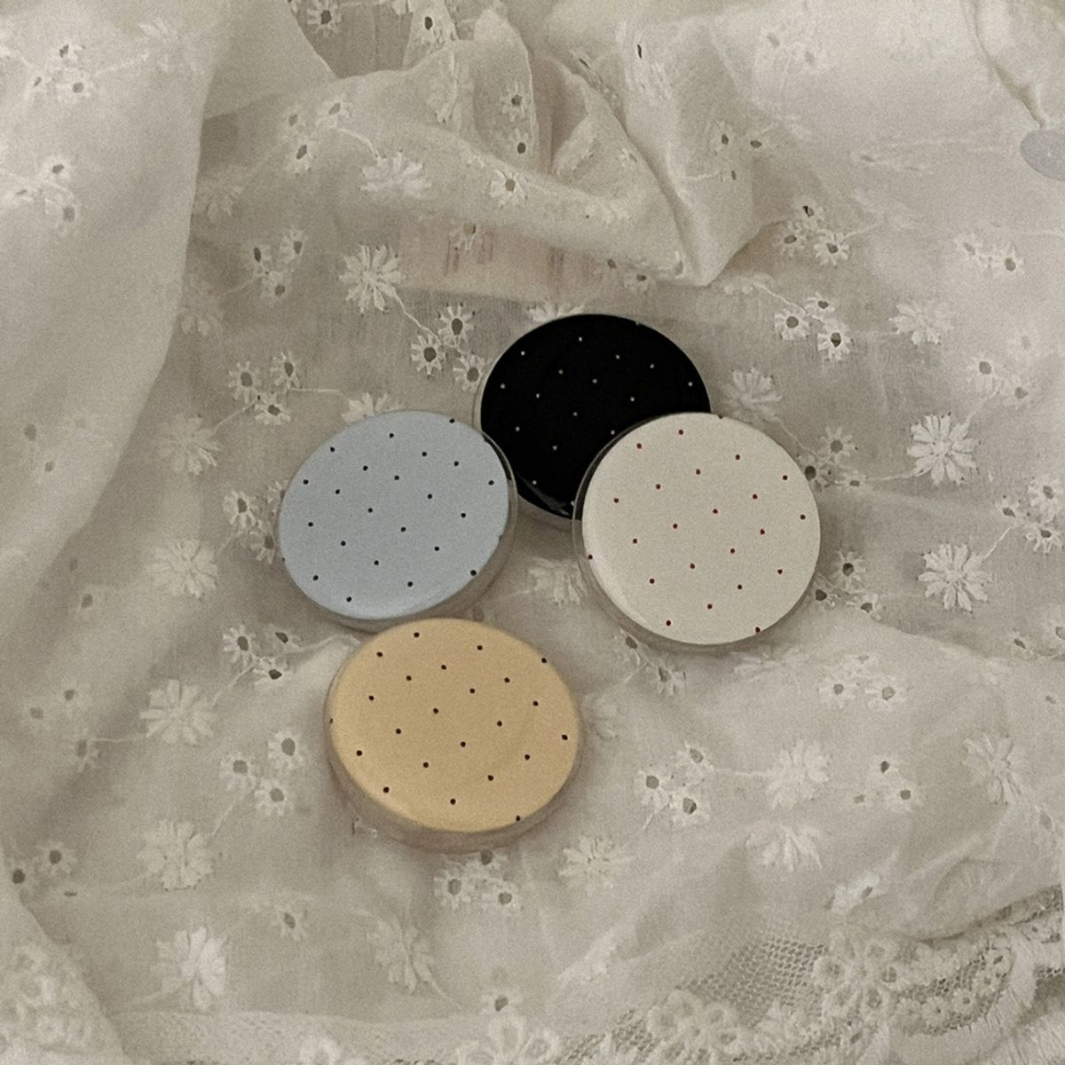 메이드모먼(MADEMOMENT) mini dot glow 디자인 [에폭시톡]