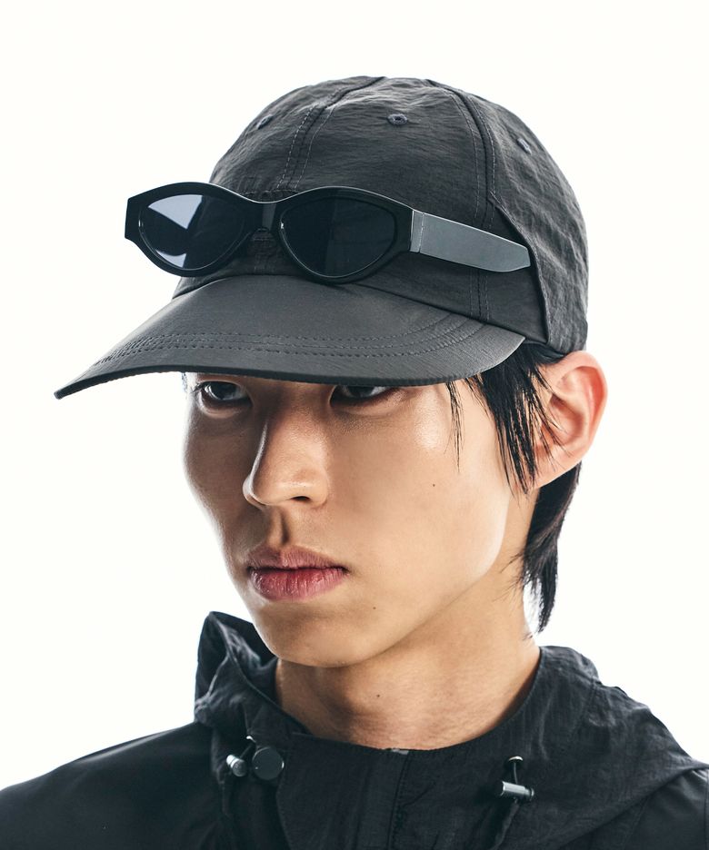 슬로우 워커스 클럽 나일론 롱빌캡 블랙