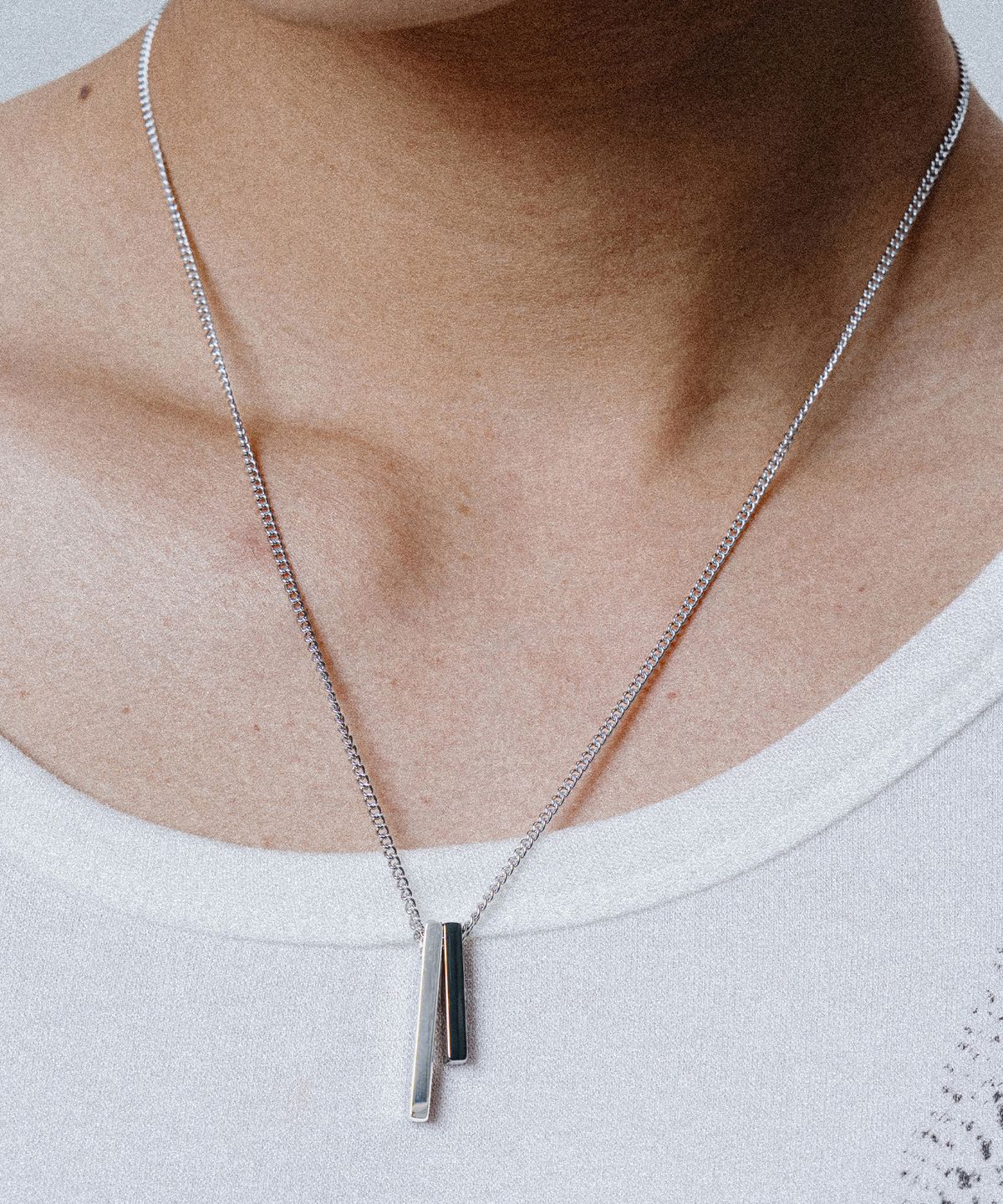 스칼렛또블랙(SCALETTOBLACK) WSM005 Simple Two Bar Necklace