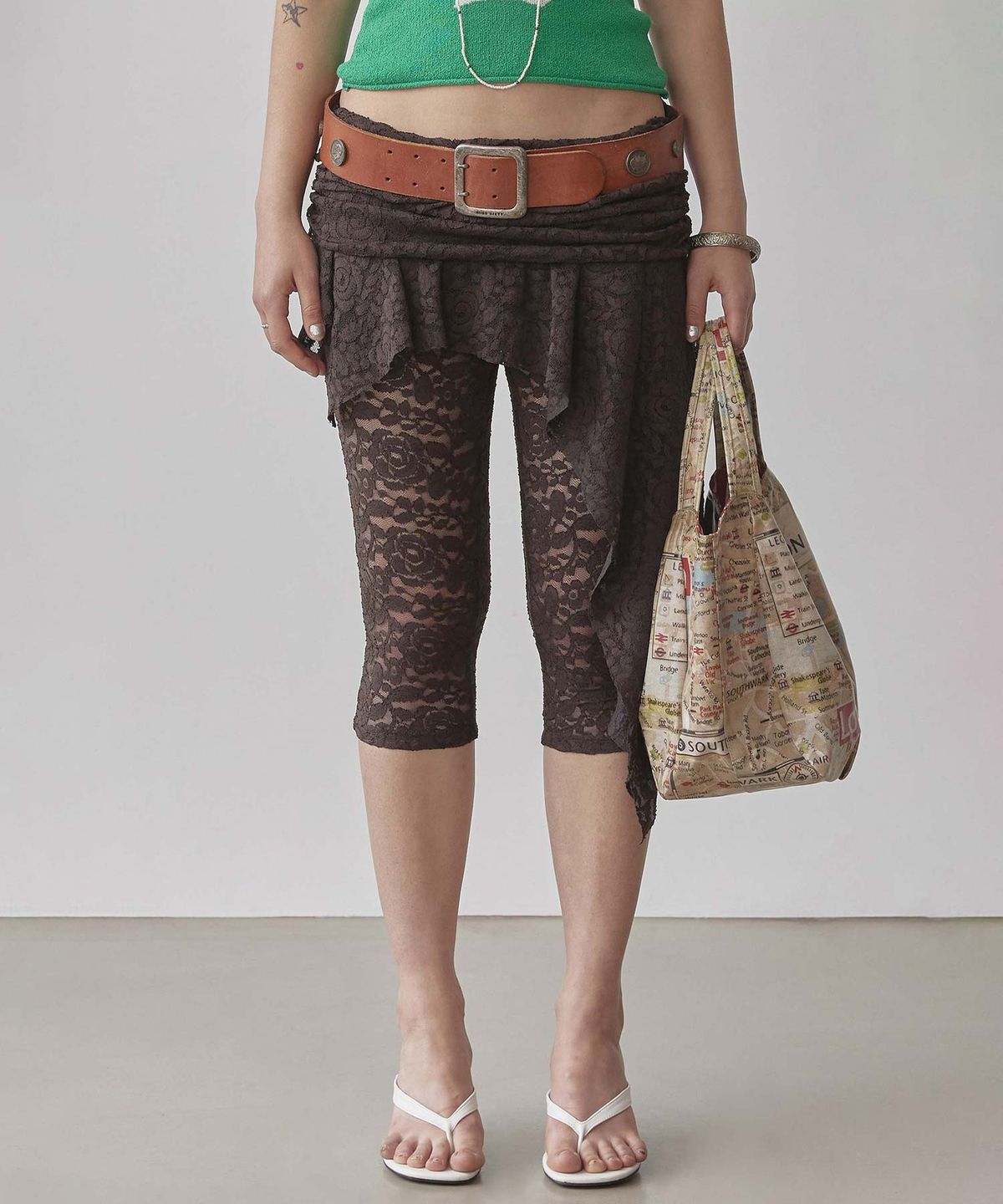 스컬프터(SCULPTOR) Asymmetric Lace Skirt Leggings Brown
