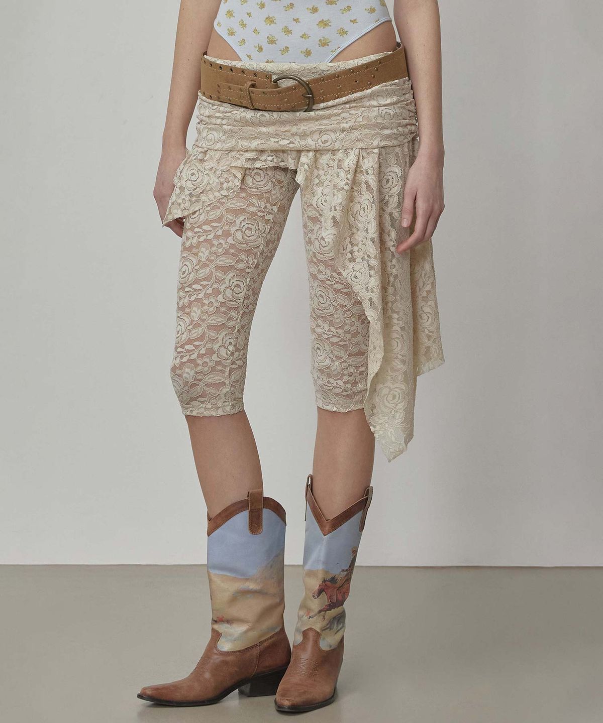 스컬프터(SCULPTOR) Asymmetric Lace Skirt Leggings Raw