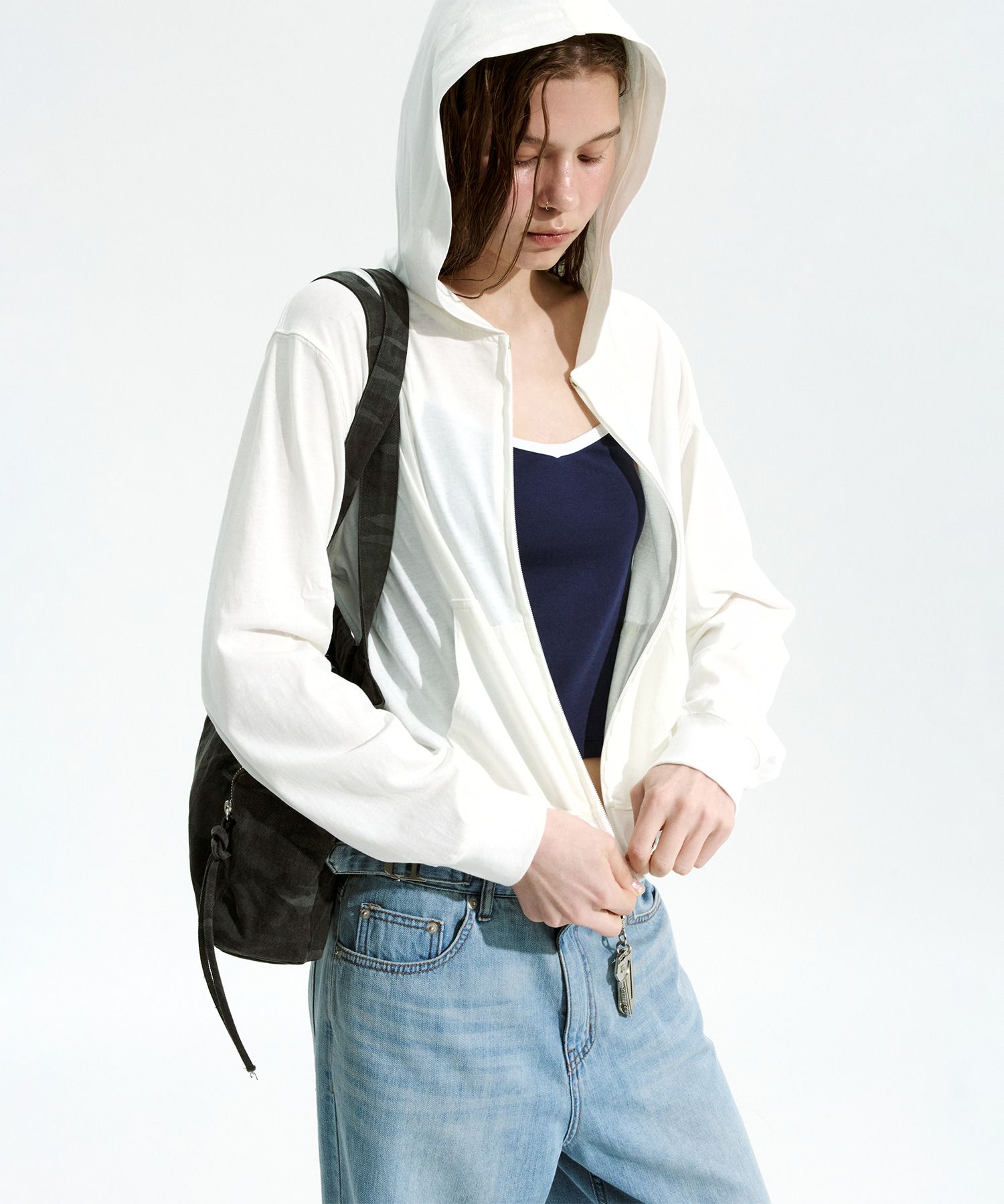 【LOW CLASSIC】 Lc SINGLE JERSEY ZIP-UP HOODIE / 追跡付 MUSINSA公式 | LOW CLASSIC Lc SINGLE JERSEY ZIP-UP