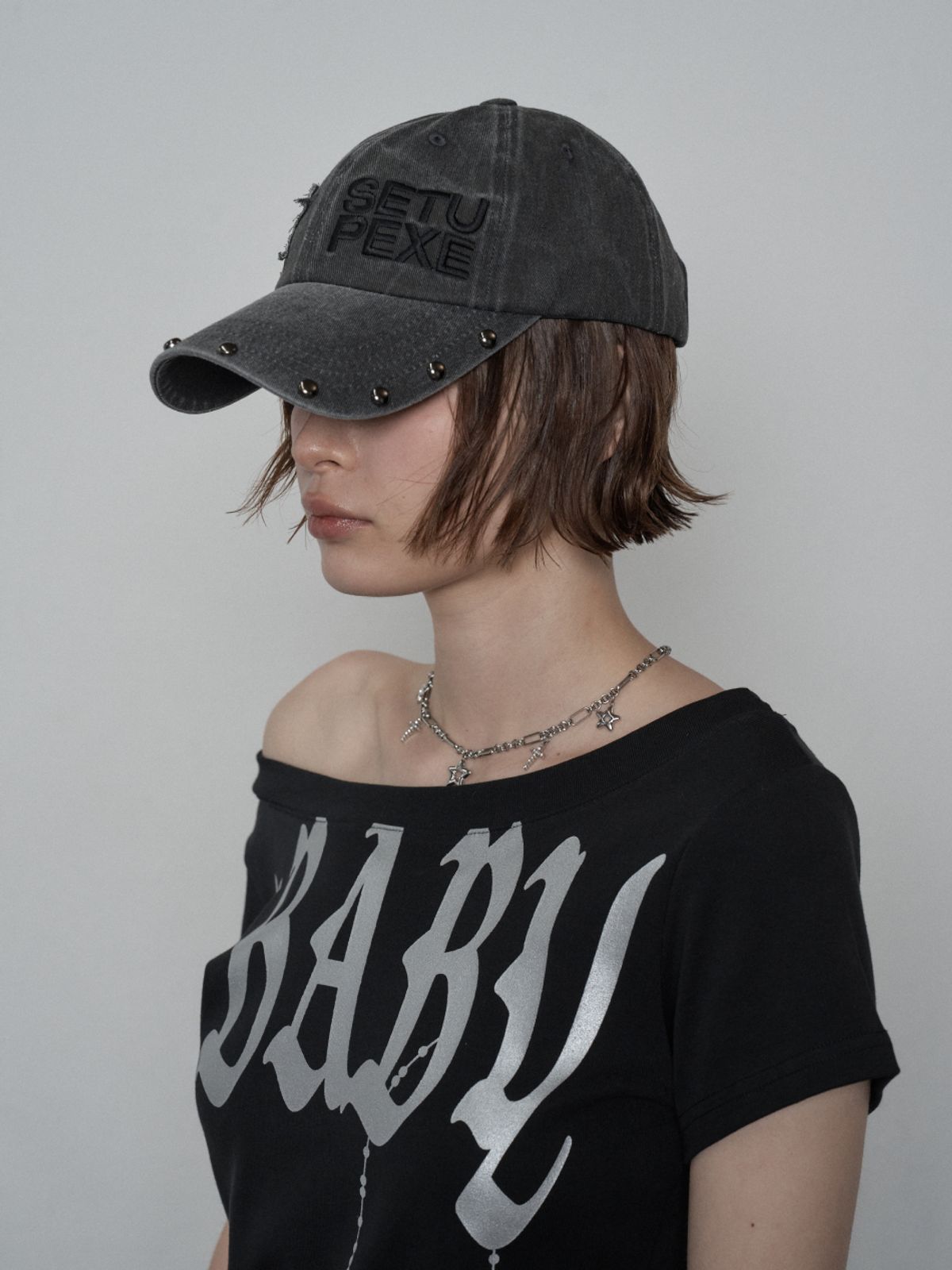 셋업이엑스이(SETUP-EXE) STUDDED LOGO BALL CAP / CHARCOAL