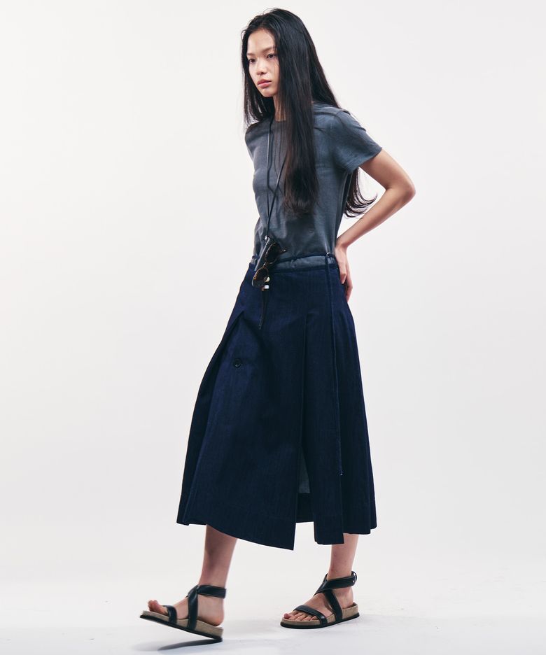 데님 플리츠 벨트 롱 스커트_INDIGO