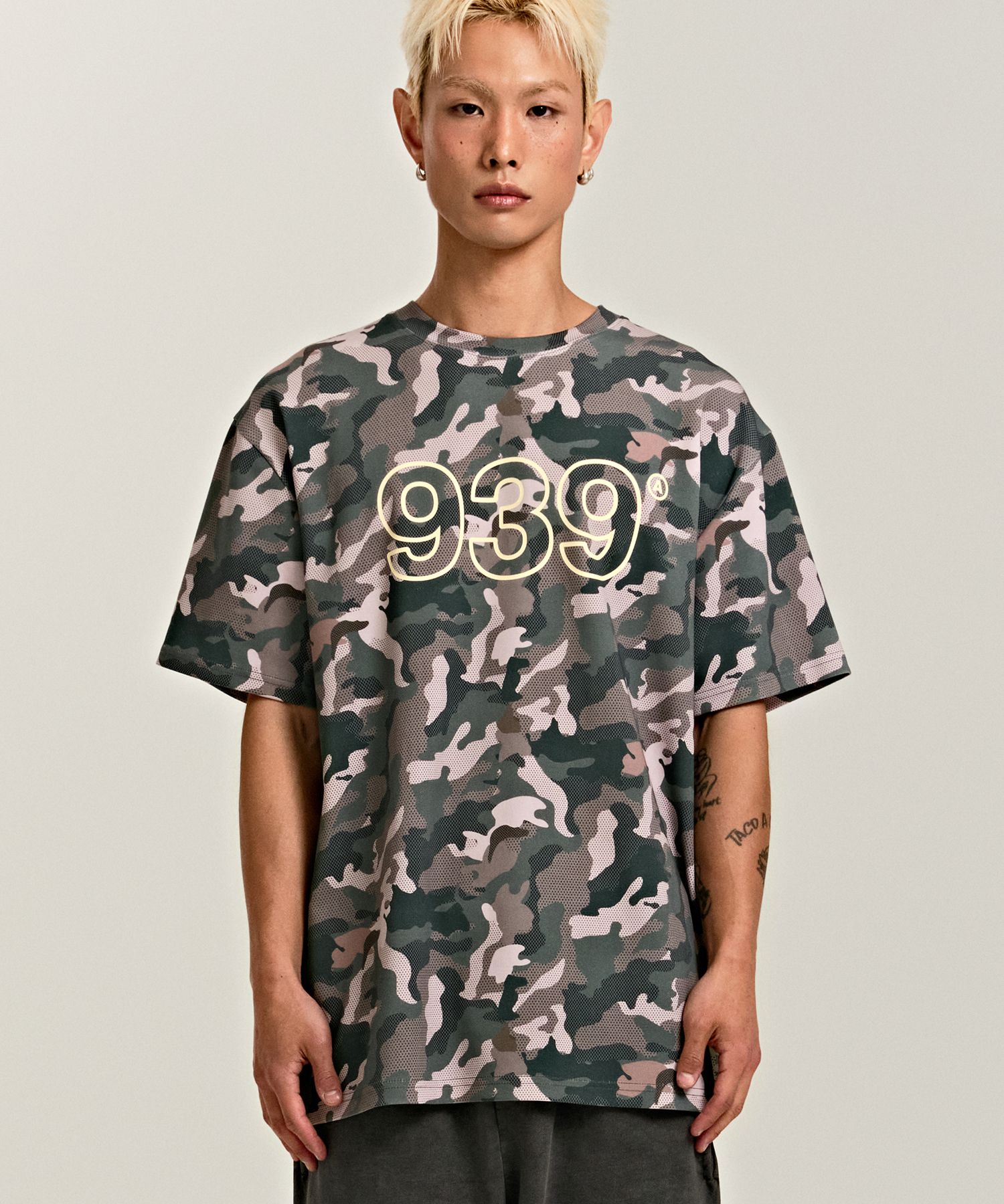 ◆ARCHIVE BOLD◆ 939 LOGO CROP HALF NECK GRAY AB22FALS013GR Archive Bold | Official Store – Shop Trendy Fashion at MUSINSA