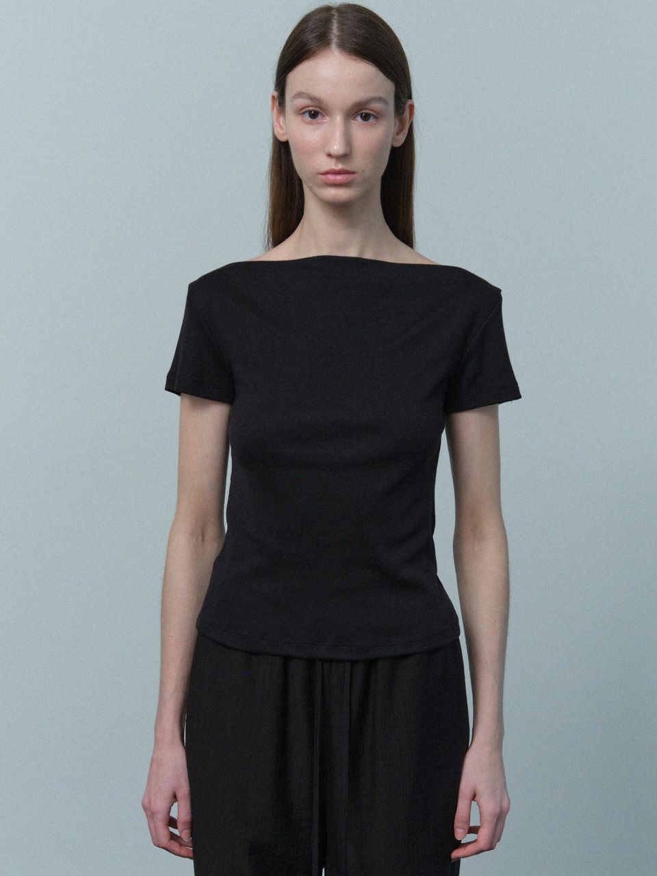 MUSINSA | LE boat neck cap sleeve T (black)