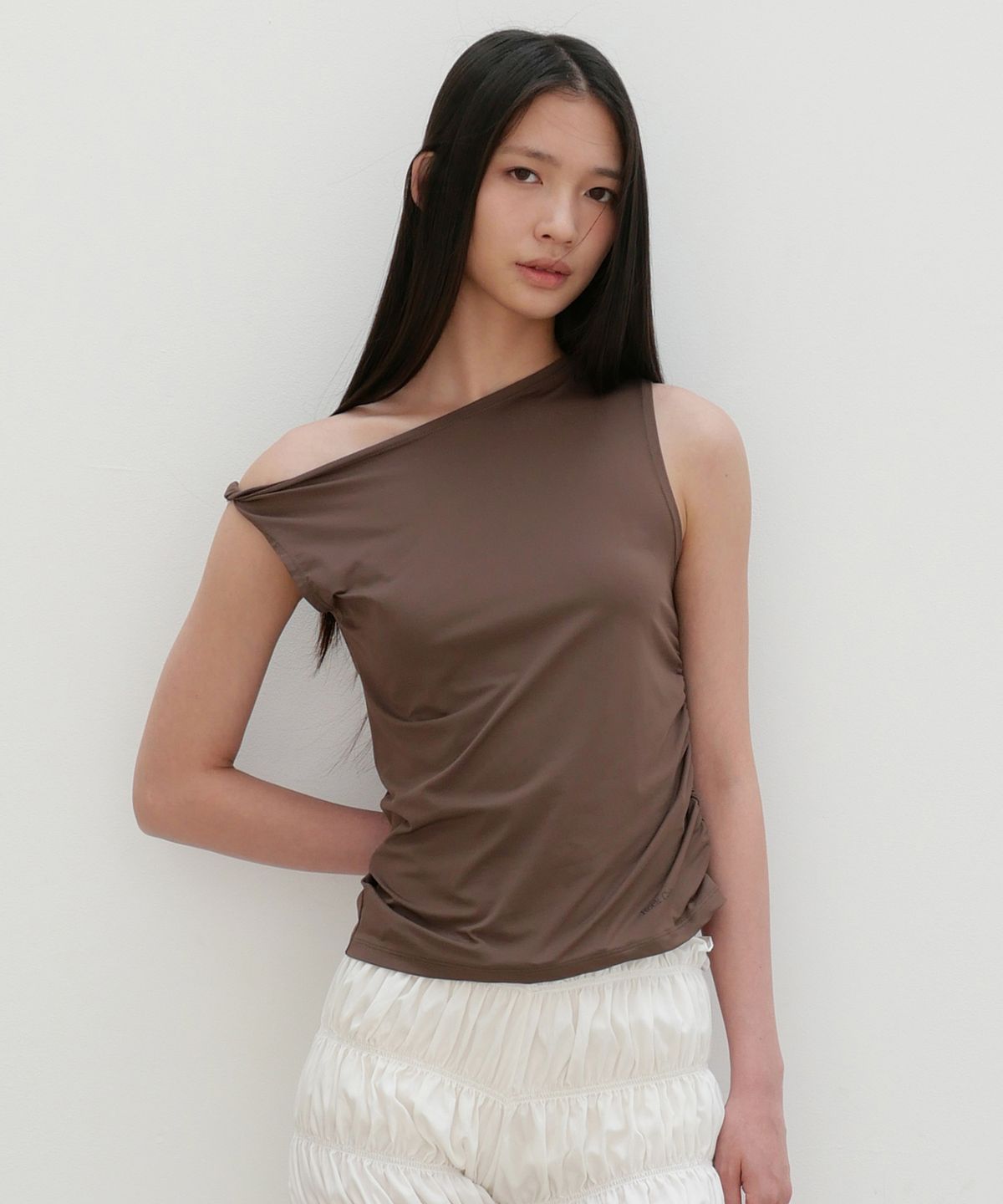락케이크(ROCKCAKE) Drop Shoulder Twist Top - Brown