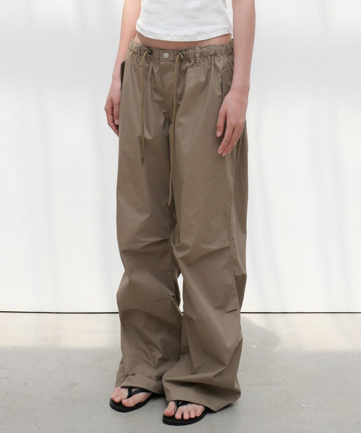 락케이크(ROCKCAKE) Track Pocket Pants - Brown