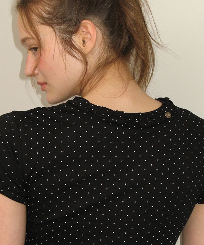 NECK RUFFLE SHORT SLEEVE T SHIRT BLACK DOT