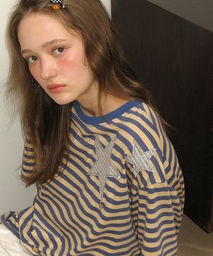 STRIPE STAR APPLIQUE T SHIRT BEIGE BLUE