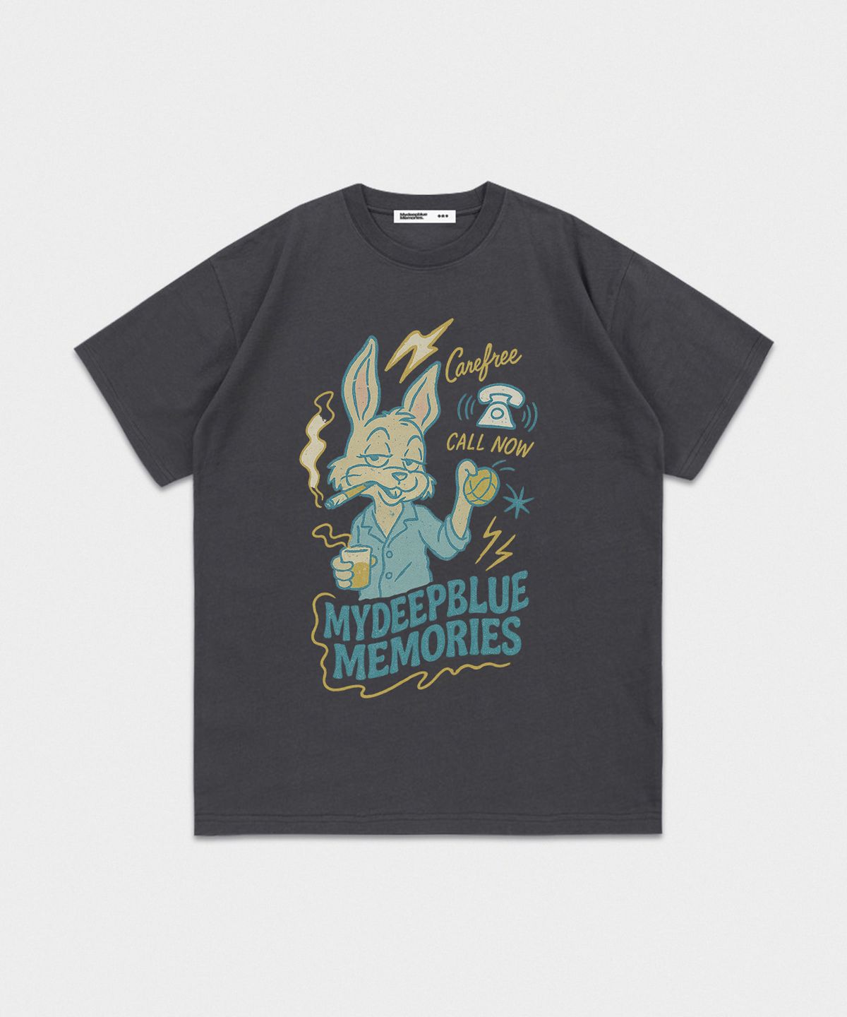 마이딥블루메모리즈(MY DEEP BLUE MEMORIES) MIDDLE-AGED RABBIT OVER TEE (CHARCOAL)