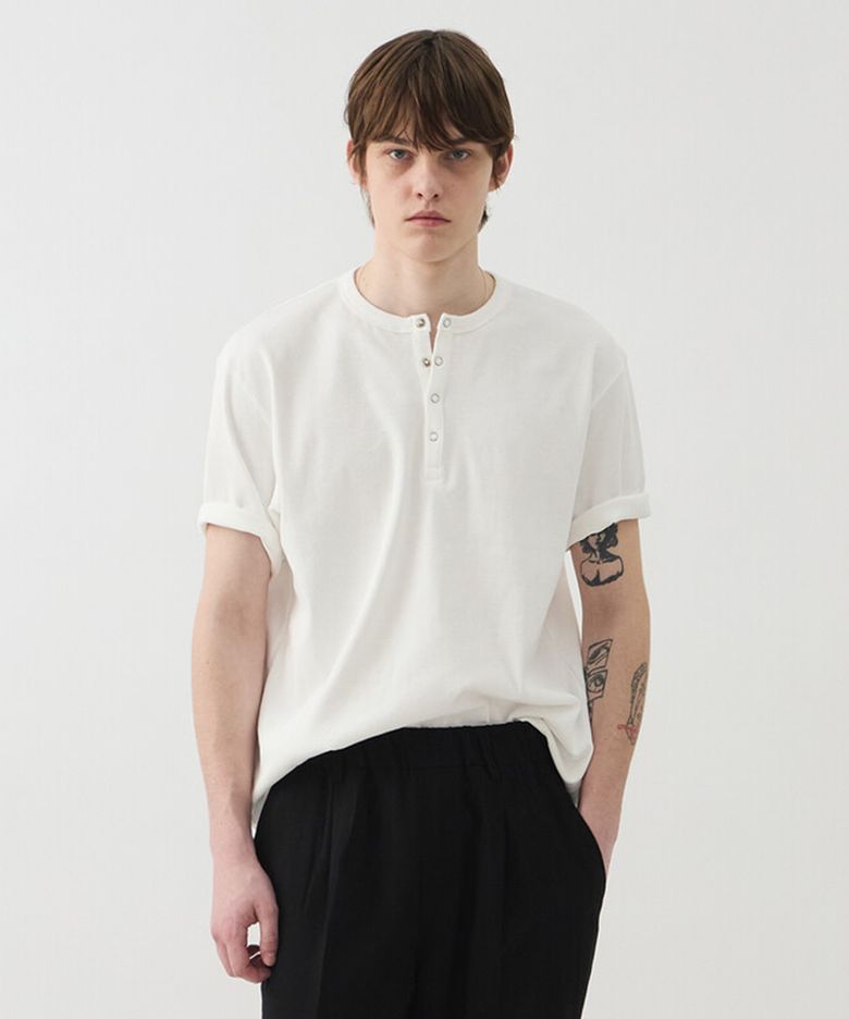 SNAP HENLEY NECK SHORT TOP - OFF WHITE