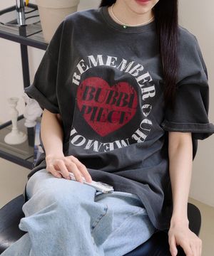 하트 써클 피그먼트 티셔츠_차콜