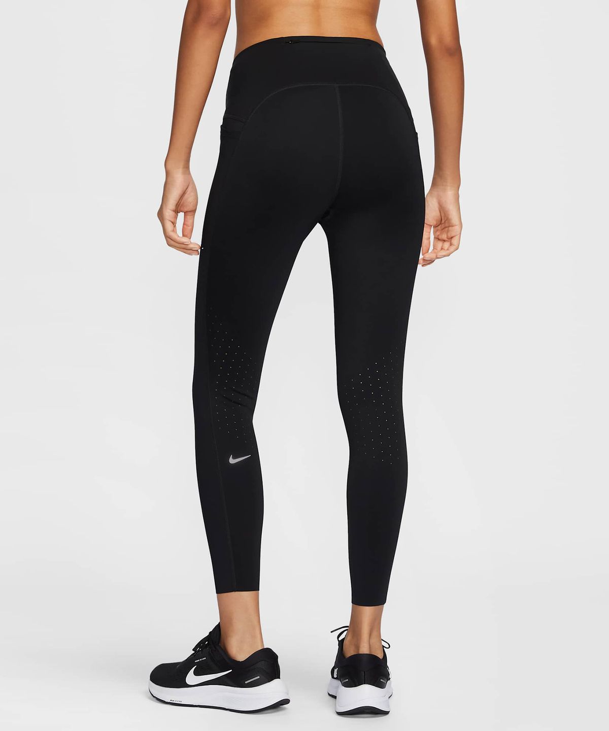 나이키(NIKE) 스위프트 하이웨이스트 7/8 포켓 러닝 레깅스 W - 블랙 / HJ2253-010