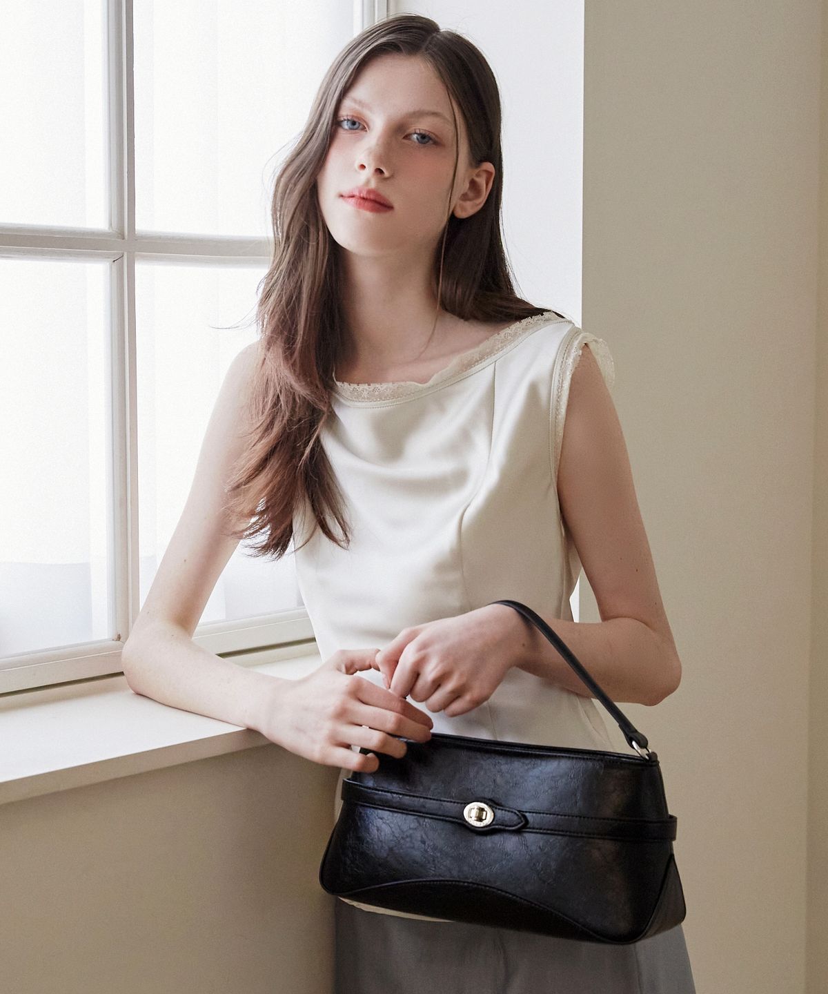 벨류엣(VALLUAT) Glint bag_Black
