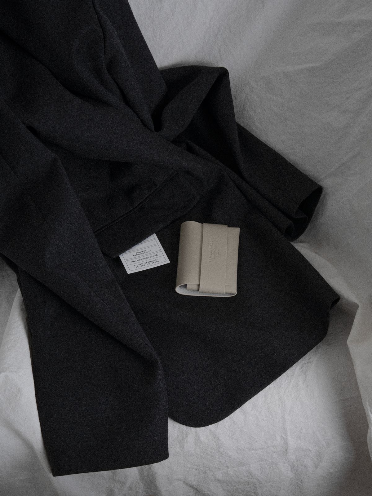 바우메로(BAUMERO) BUSINESS CARD 143 (GREY IVORY)
