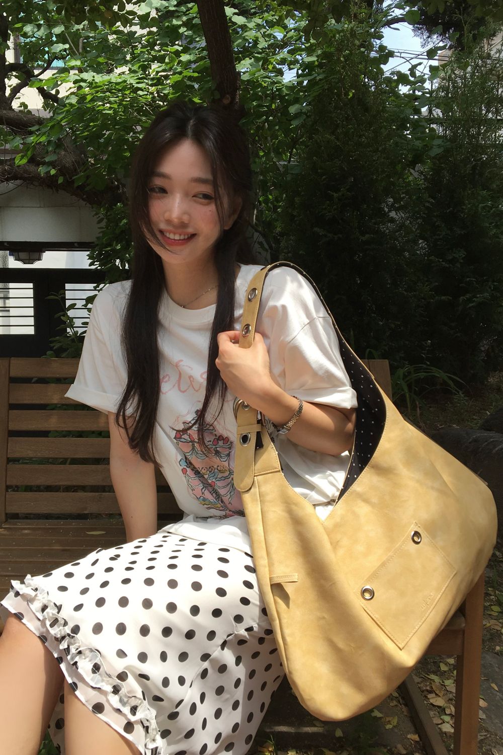 MUSINSA公式 | LETERIE BUCKLE REVERSIBLE SHOULDER BAG_4COLOR