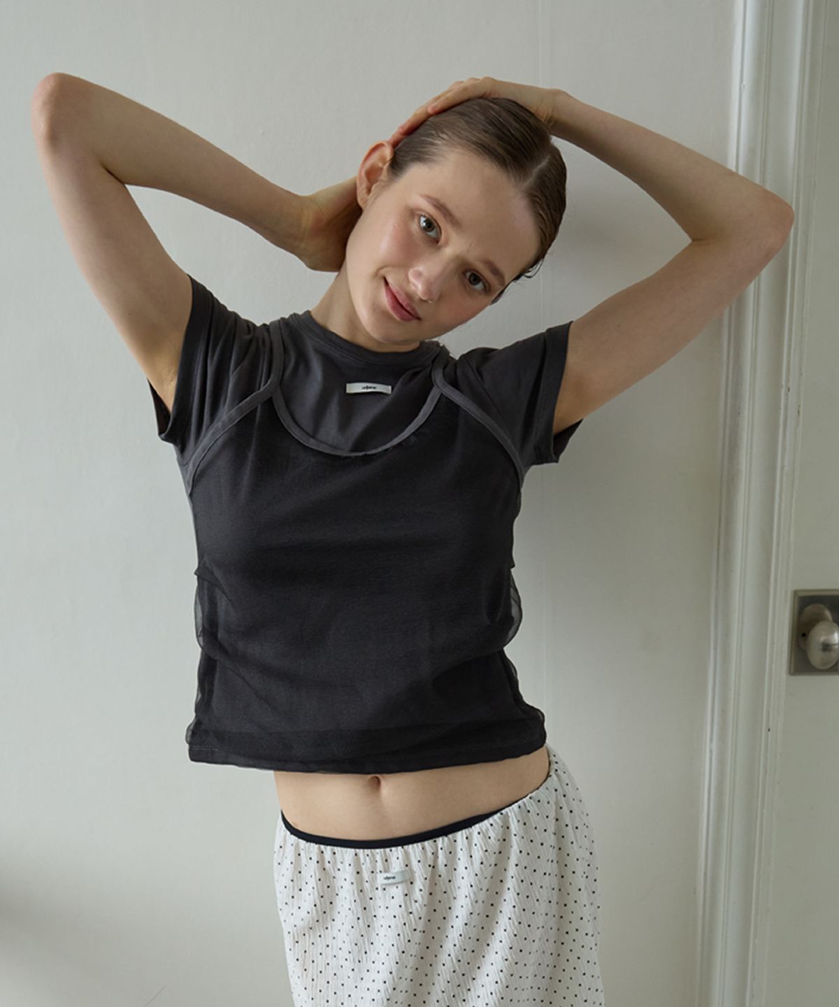 레터리(LETERIE) BUSTIER LAYERED T-SHIRT_CHARCOAL