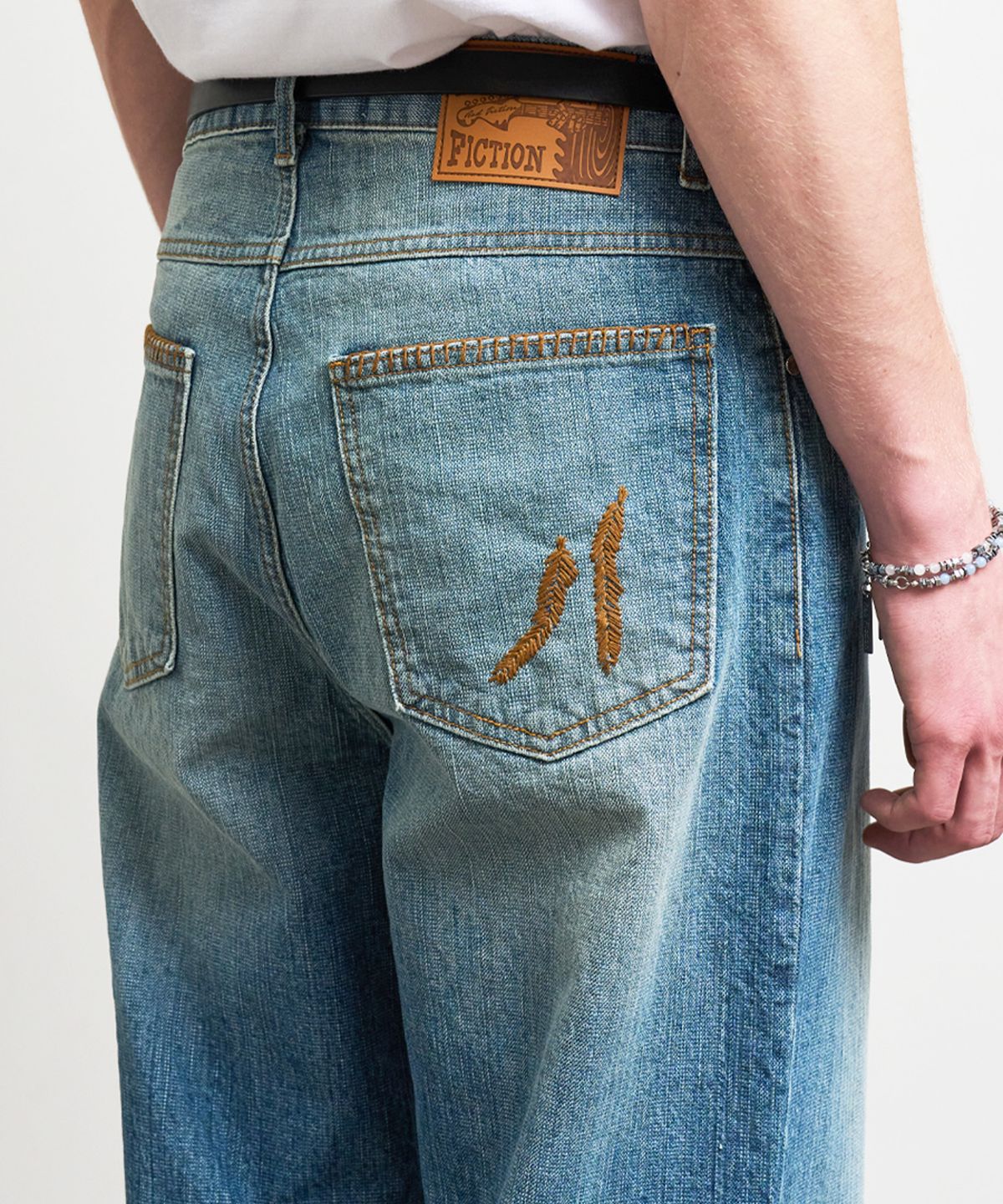 라드픽션(RAD FICTION) WADE HAND STITCH WIDE FIT DENIM JEANS / MISTY BLUE