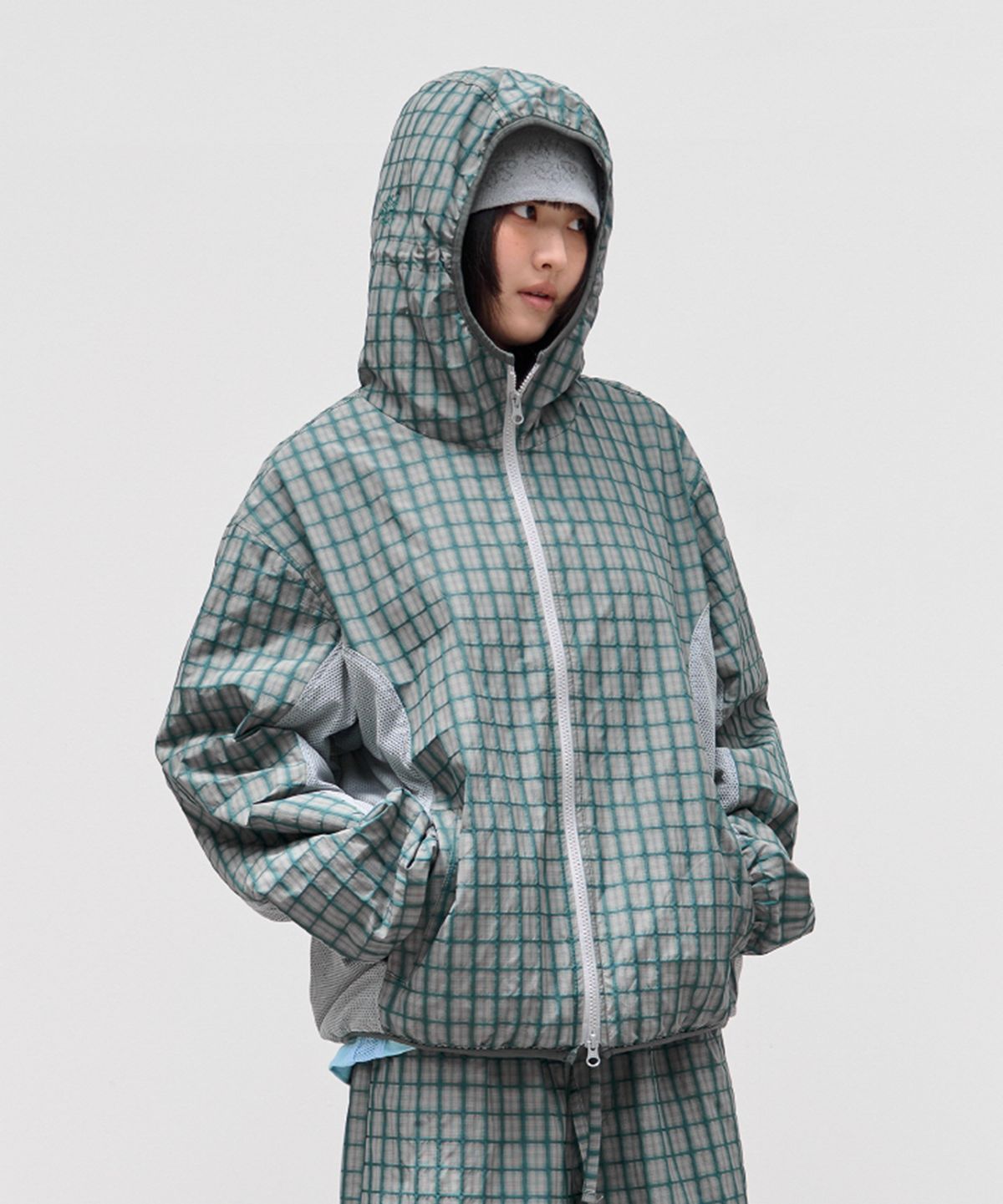 9999아카이브(9999ARCHIVE) Check Nylon Mesh Windbreaker