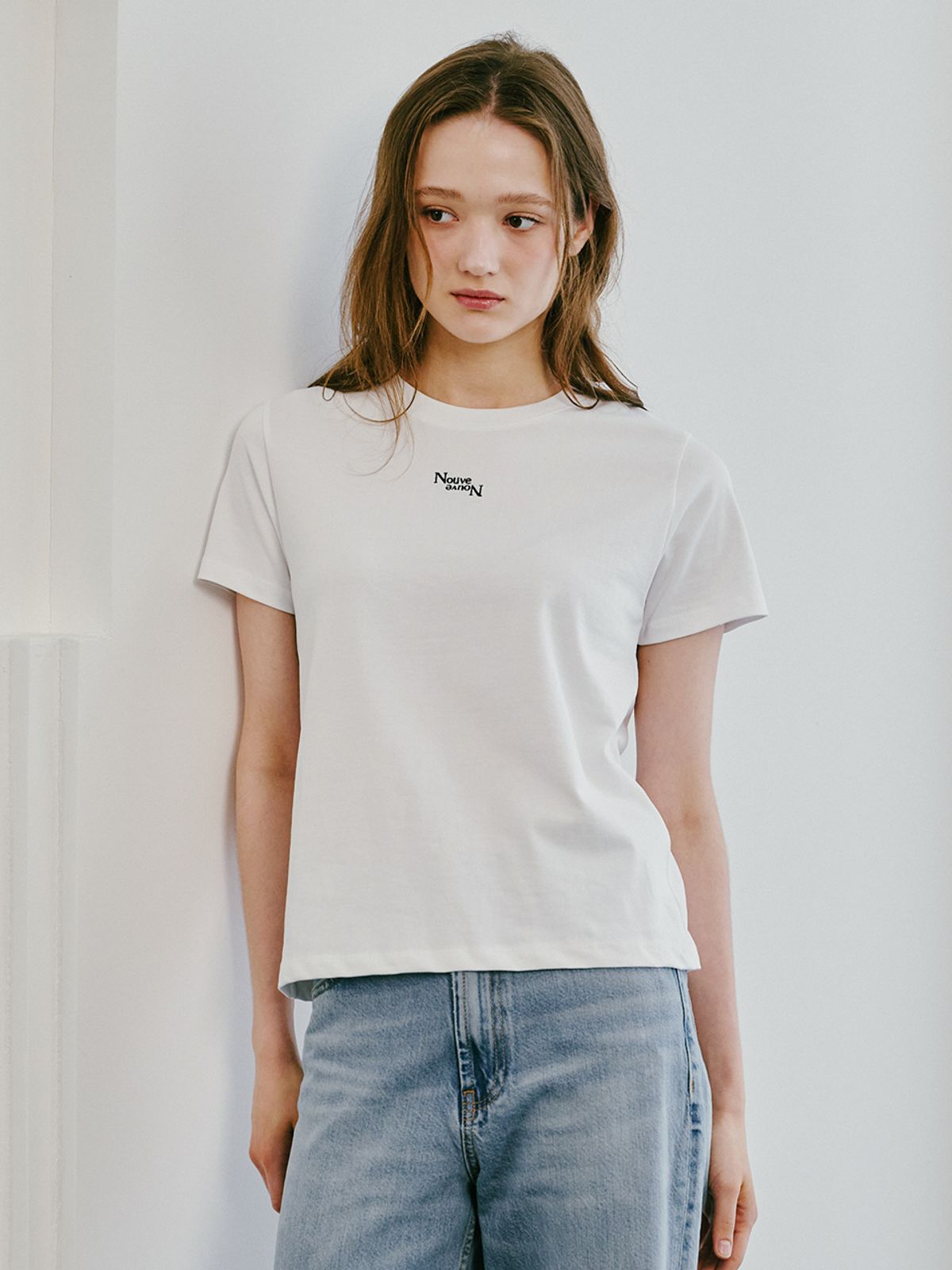 누브(NOUVE) 로고 코튼 티셔츠 - 화이트 / Logo Cotton T-Shirts - White