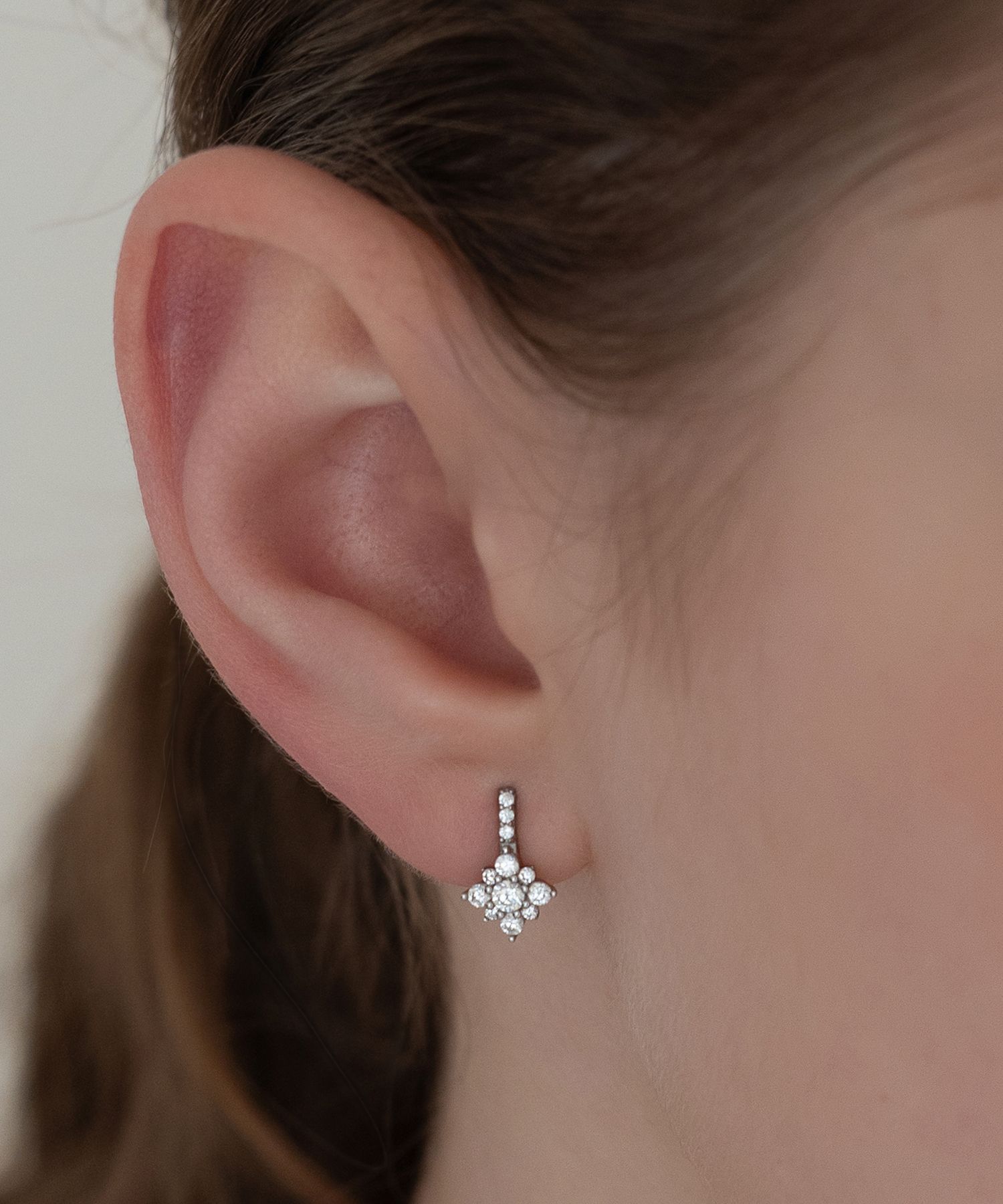★ TATIANA★ Silver 925 Carina Flare Hoop Earrings EC3212 5 MUSINSA | TATIANA (Silver 925) Karina Flare Hoop Earrings EC3212