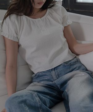퍼프 헨리넥 버튼 블라우스_화이트