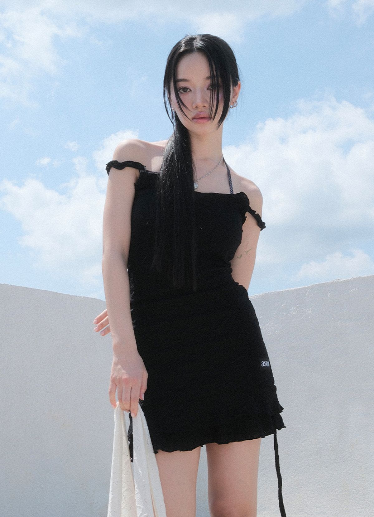 애즈온(ASON) BLOSSOM MINI DRESS / BLACK