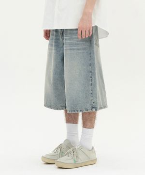 워시드 버뮤다 데님 팬츠 (LIGHT BLUE)