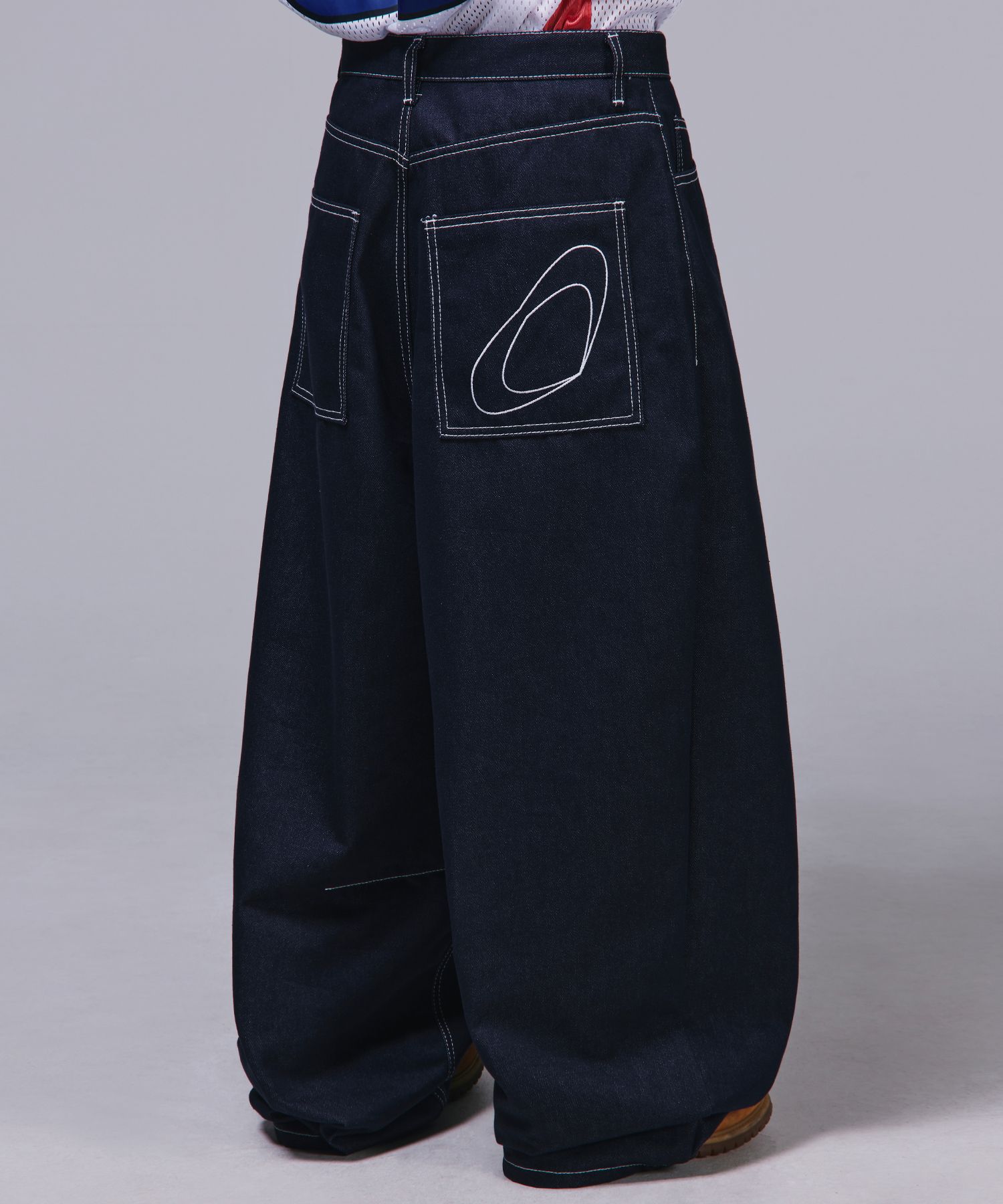 Shop Pants at MUSINSA