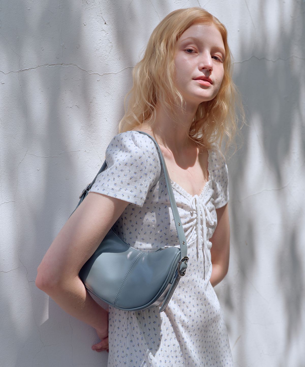 오브히(OVHEE) 멜리 호보백 Meli Hobo Bag_Dusty Blue