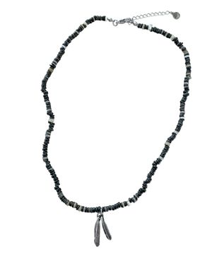 Vintage Feather Black Nacre Necklace ((black mixed))