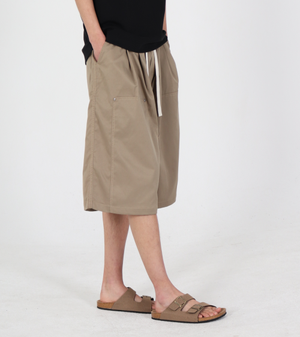 투턱 프론트 카고 와이드 버뮤다 팬츠 (베이지)