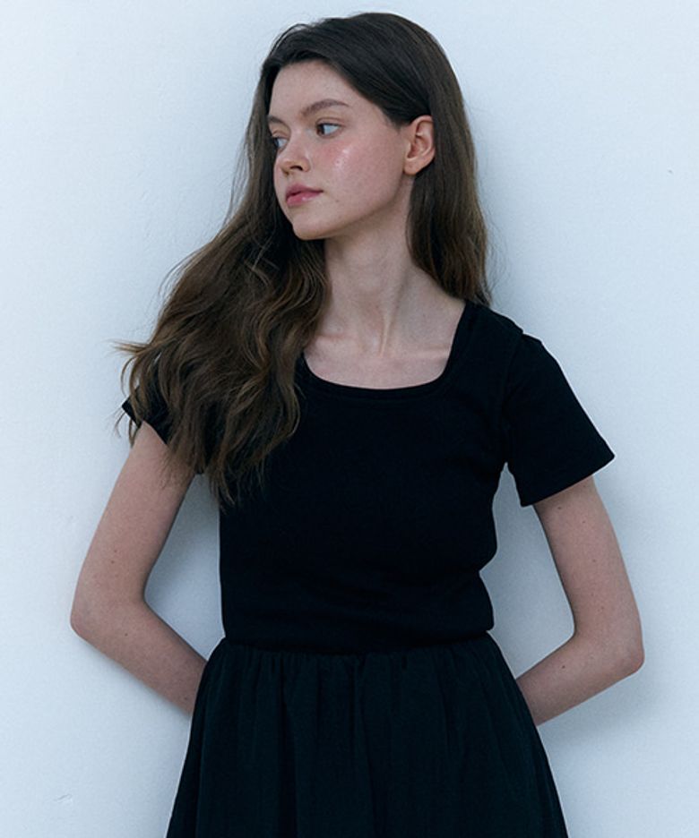 Millie Square T-shirt_Black
