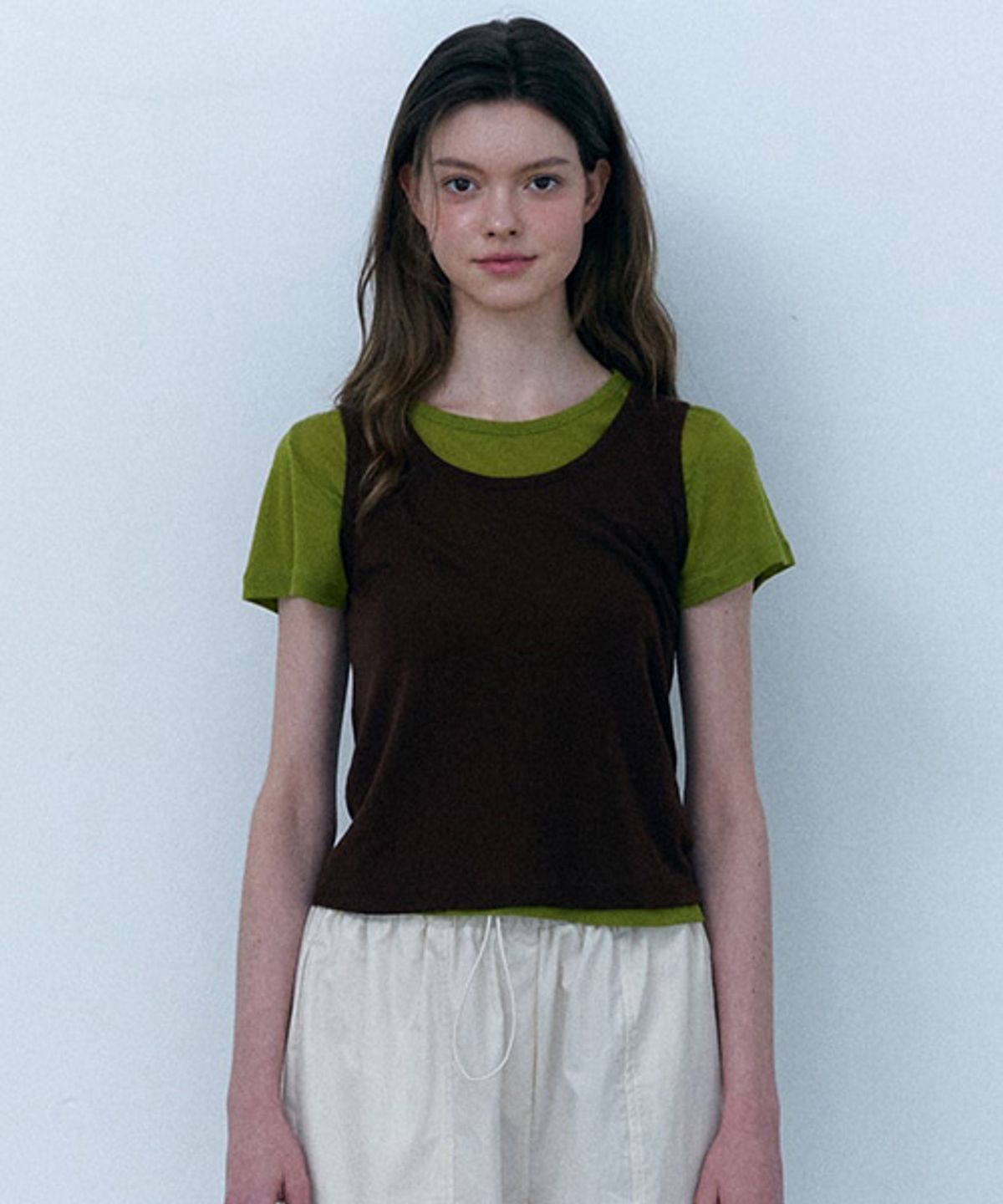 샵아라(SHOP,ARA) Awoo Double Layered T-shirt_Olive Brown