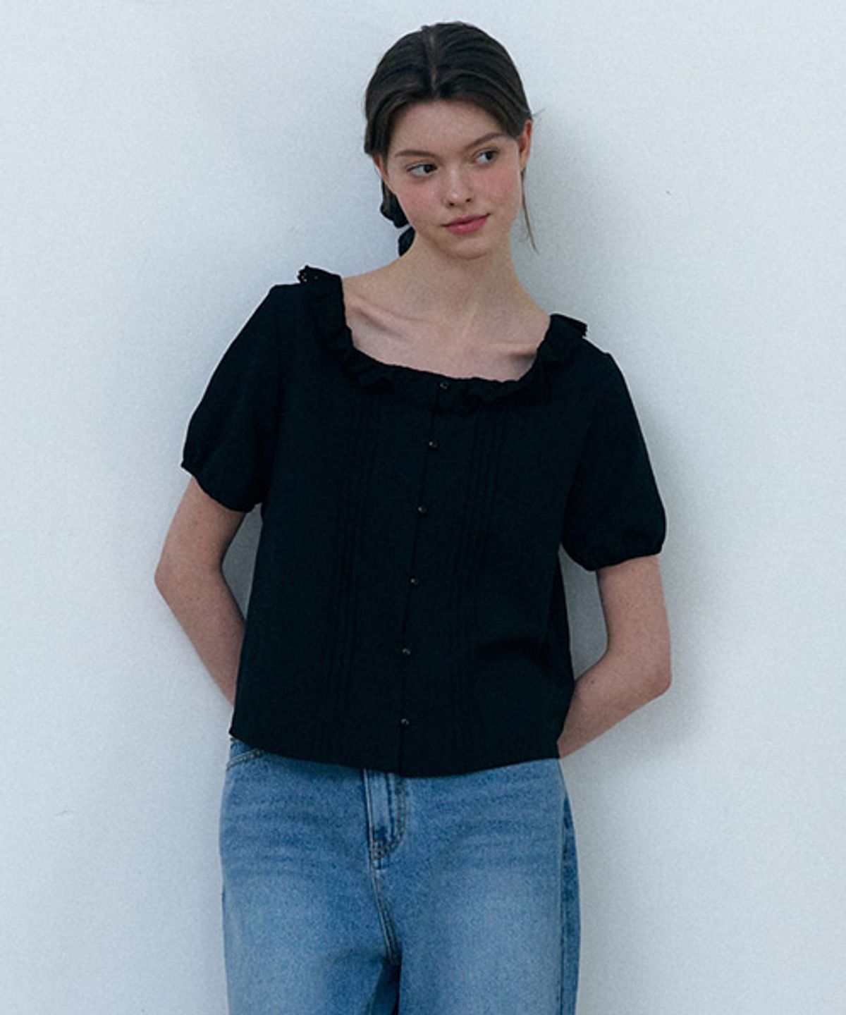 샵아라(SHOP,ARA) Breeze Pintuck Lace Blouse_Black
