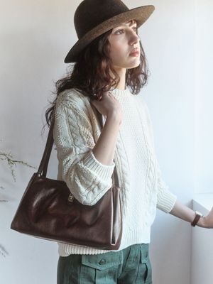 로이 숄더백 OTSH010B